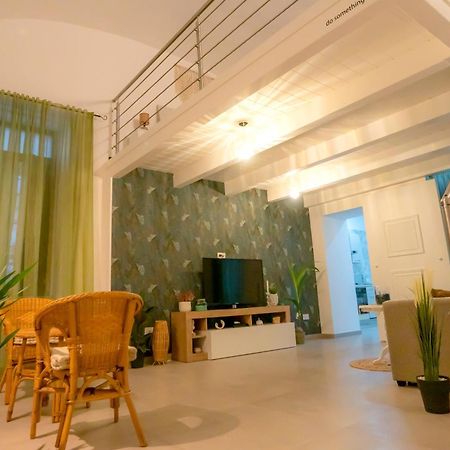 Bed and Breakfast Palazzo Del Vescovo Torre Annunziata Esterno foto