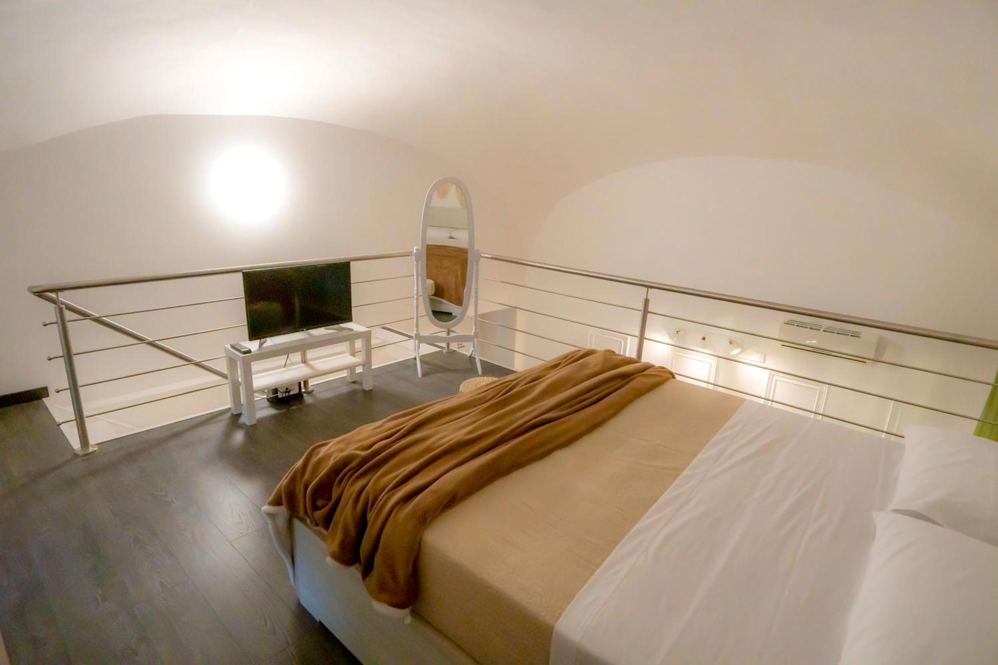 Bed and Breakfast Palazzo Del Vescovo Torre Annunziata Esterno foto
